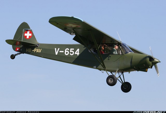 PA-18 Swiss5.jpg