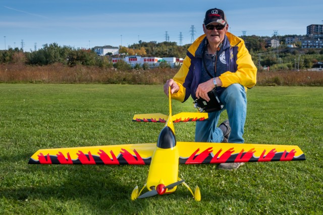 Bill and his new plane... Ready for the Maiden!